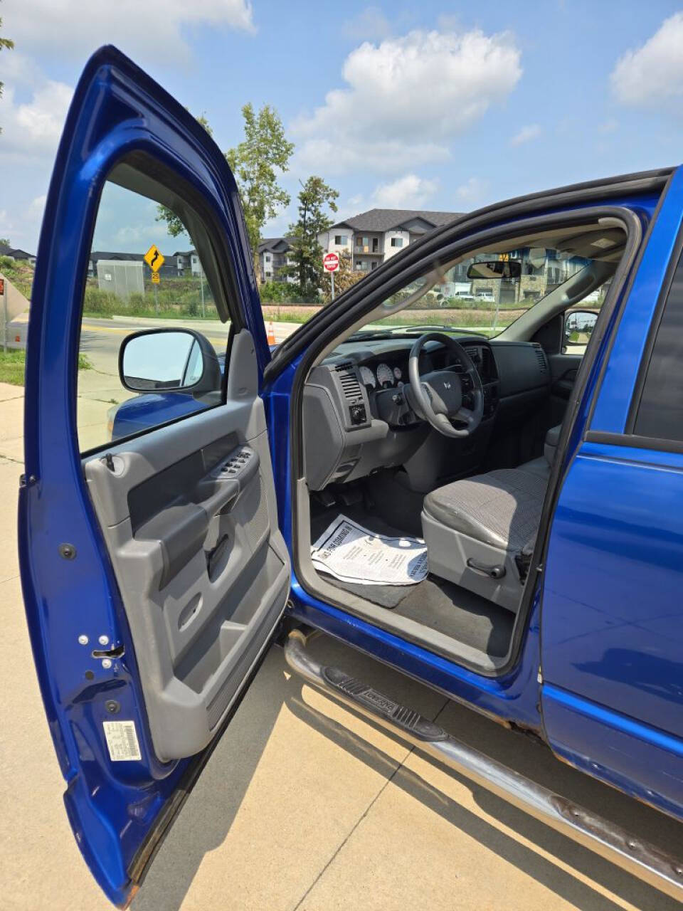 2008 Dodge Ram 1500 for sale at Bigfoot Auto in Hiawatha, IA