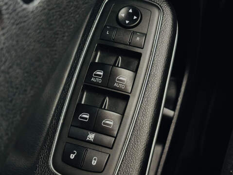 2021 Chrysler 300