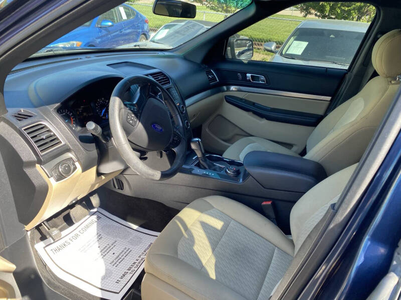 2016 Ford Explorer