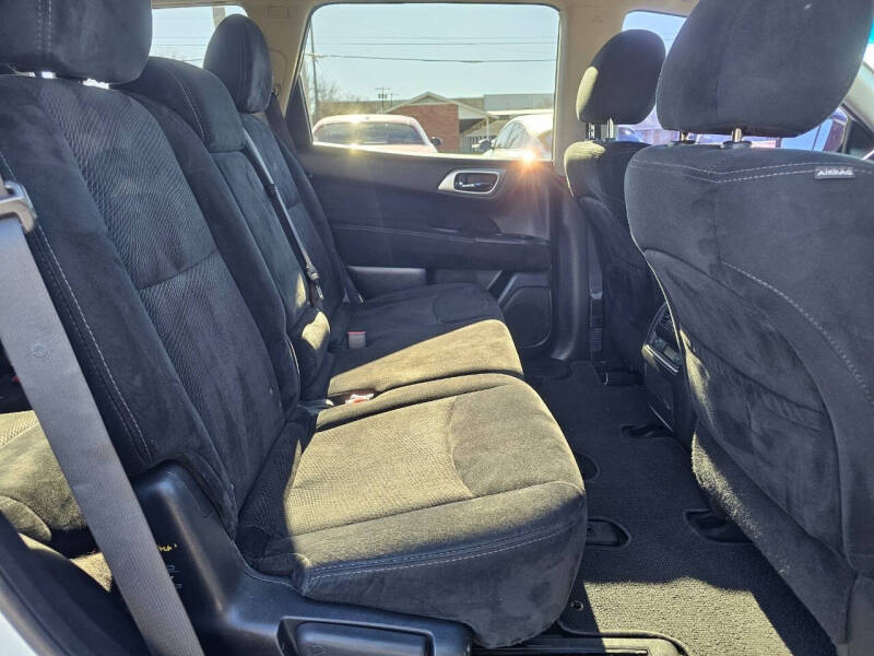 2016 Nissan Pathfinder S