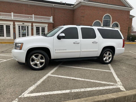 2008 Chevrolet Suburban for sale at Clarks Auto Sales in Connersville IN