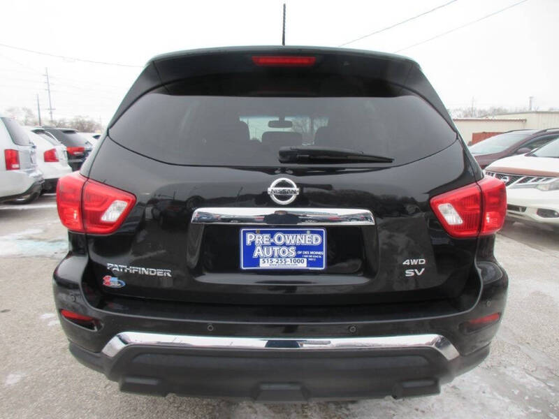 2018 Nissan Pathfinder SV