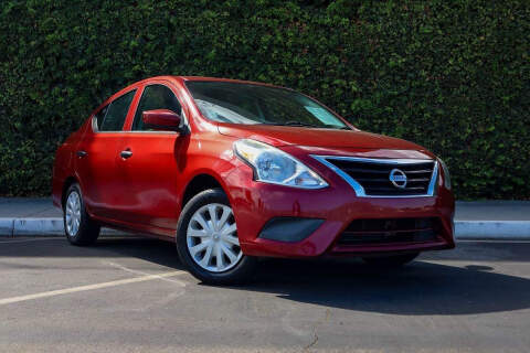 2019 Nissan Versa S Plus