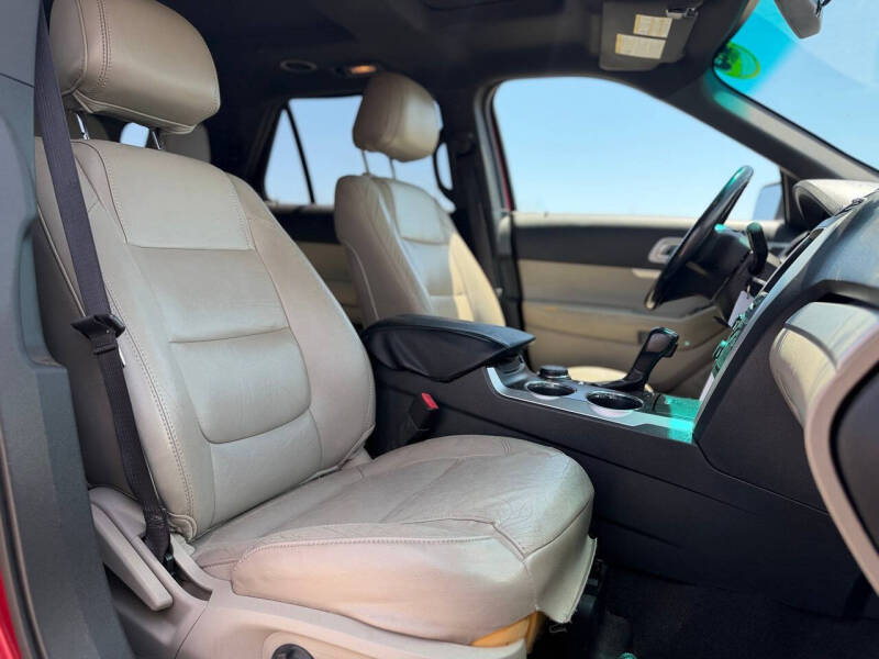 2012 Ford Explorer XLT