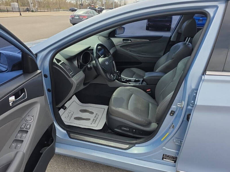 2011 Hyundai Sonata Hybrid