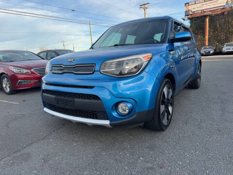 2017 Kia Soul +