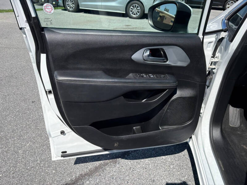 2023 Chrysler Pacifica Touring