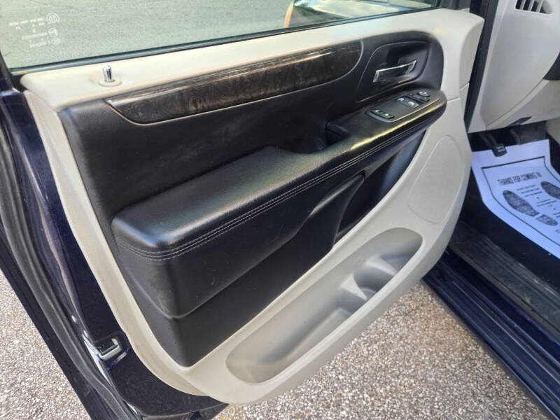 2013 Dodge Grand Caravan SE