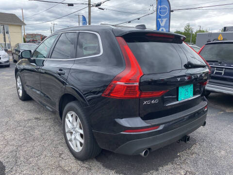 2019 Volvo XC60 T5 Momentum