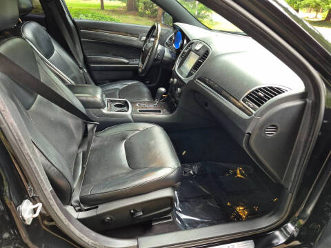 2013 Chrysler 300 C