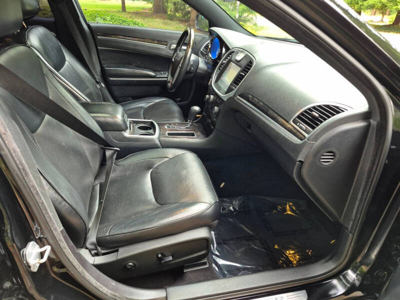 2013 Chrysler 300 C