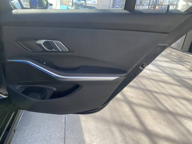 2021 BMW 3 Series 330e xDrive