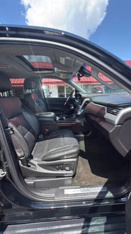 2017 GMC Yukon SLT