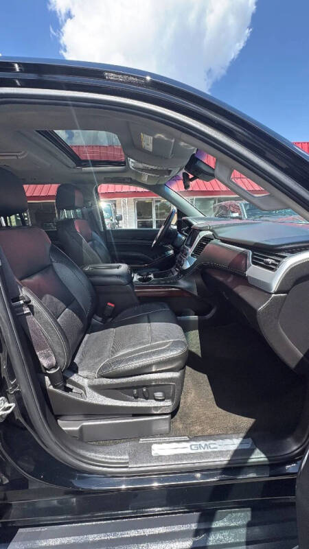 2017 GMC Yukon SLT