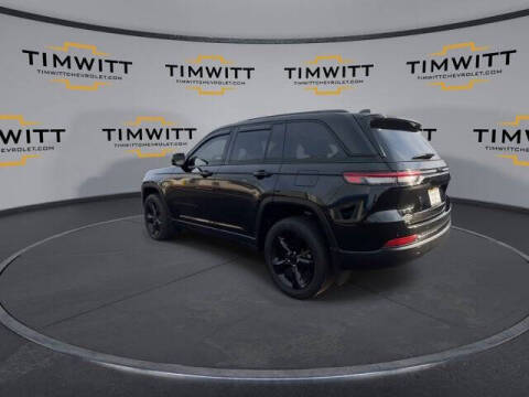 2022 Jeep Grand Cherokee Altitude