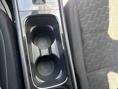 2022 Nissan Kicks SV
