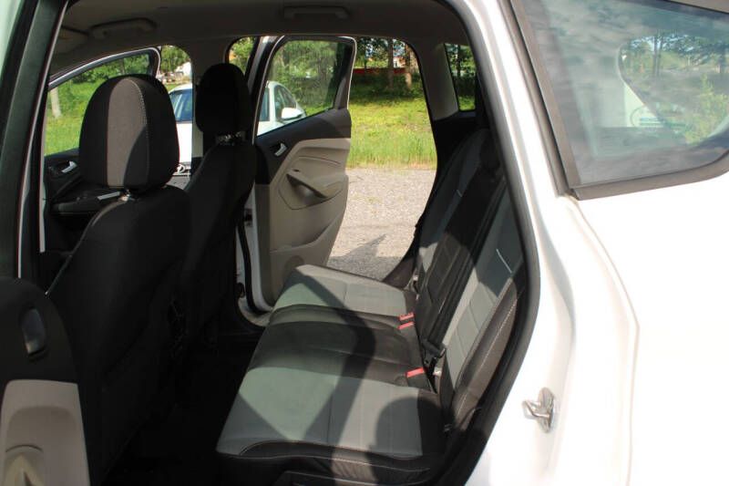 2014 Ford C-MAX Hybrid SE
