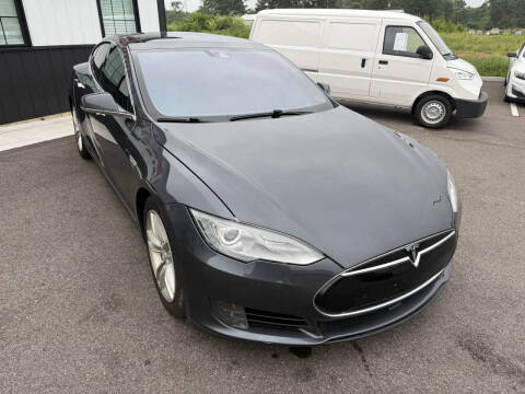 2015 Tesla Model S 70D