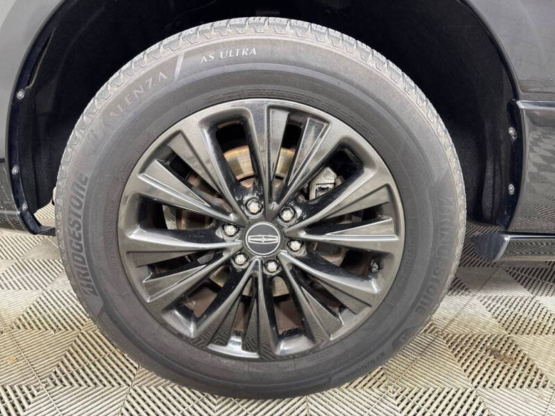 2016 Lincoln Navigator Select