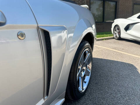 2004 Ford Mustang GT Deluxe