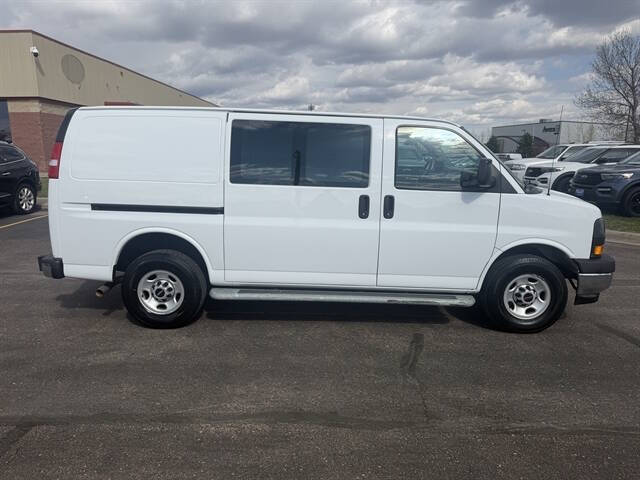 2021 GMC Savana 2500