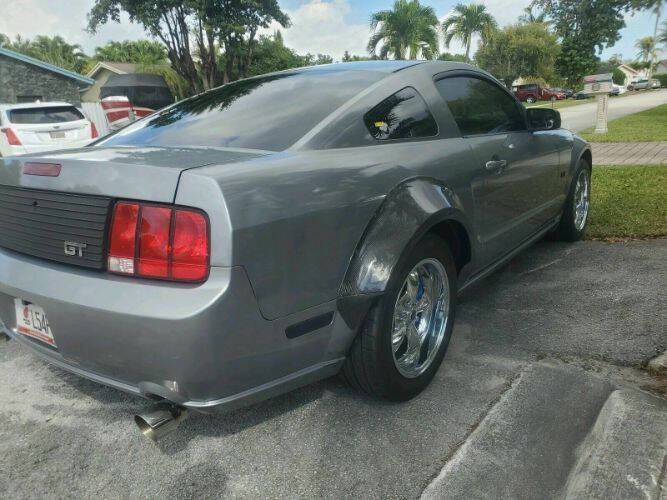 2006 Ford Mustang