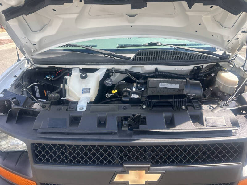 2017 Chevrolet Express 2500