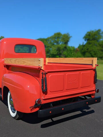 1948 Ford F-100
