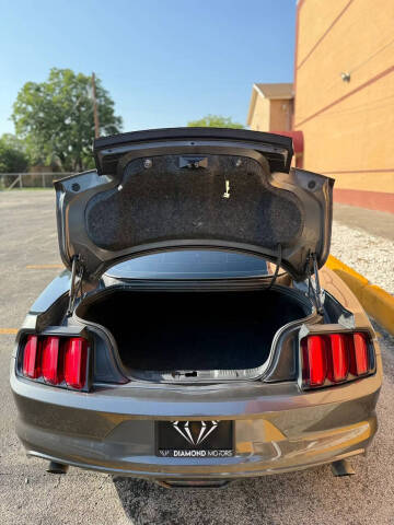2017 Ford Mustang V6