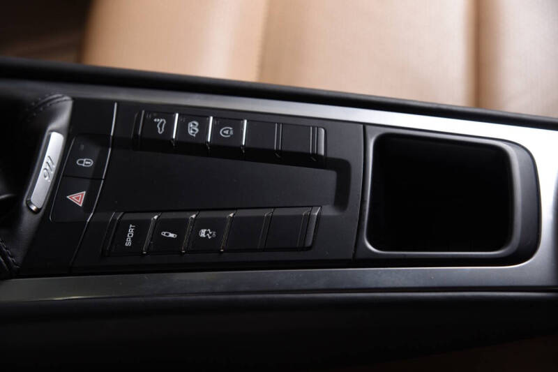 2019 Porsche 911 Carrera S