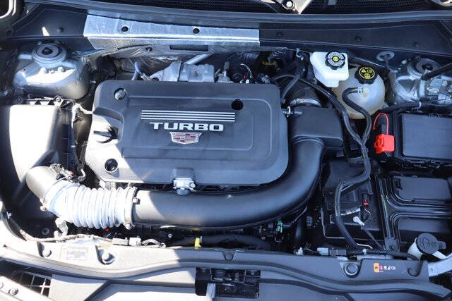 2023 Cadillac XT4 Premium Luxury