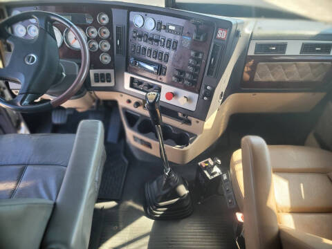 2013 Freightliner SD122 CORONADO