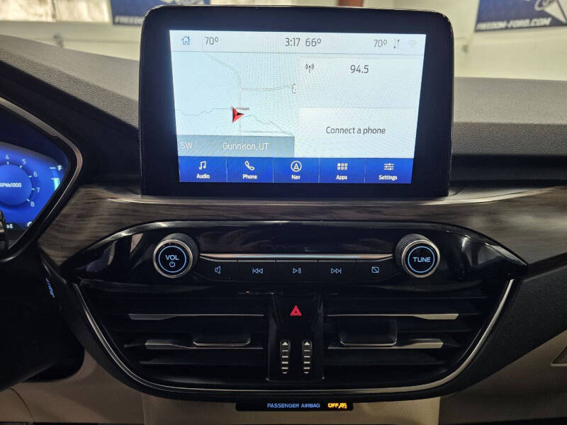 2020 Ford Escape Titanium