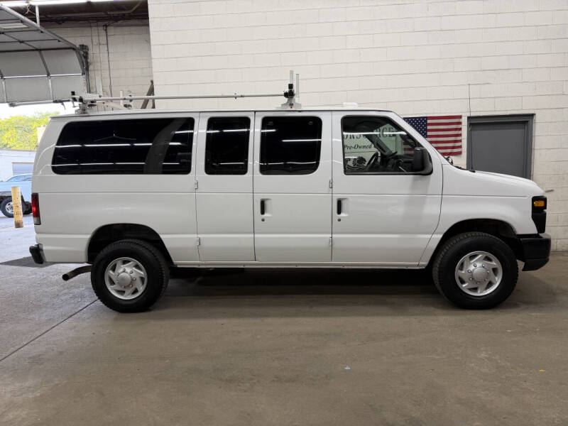 2011 Ford E-Series E-350 SD