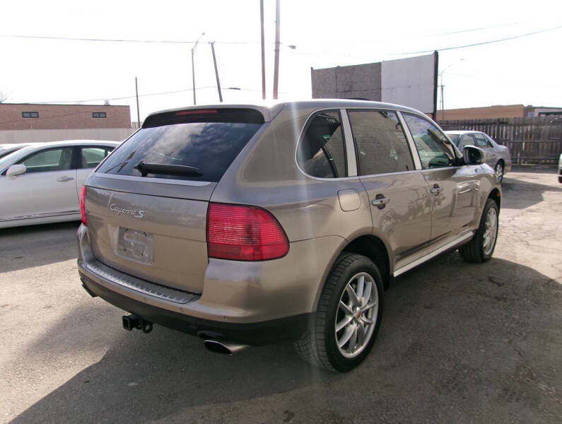 2004 Porsche Cayenne S