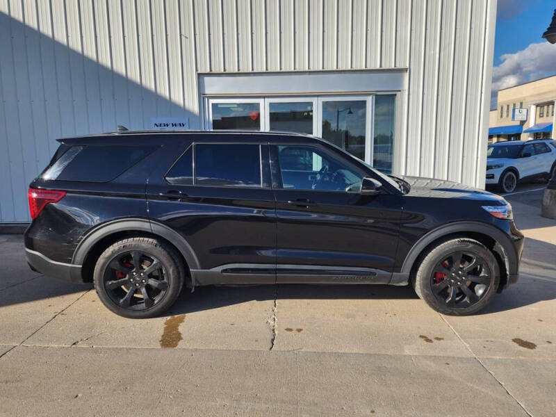 2022 Ford Explorer ST