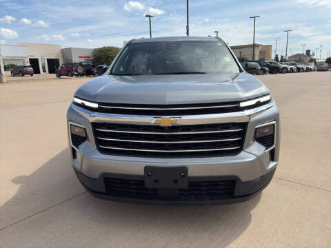2024 Chevrolet Traverse LT