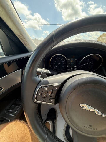 2017 Jaguar XF 35t Premium