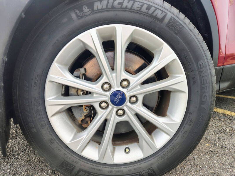 2017 Ford Escape SE
