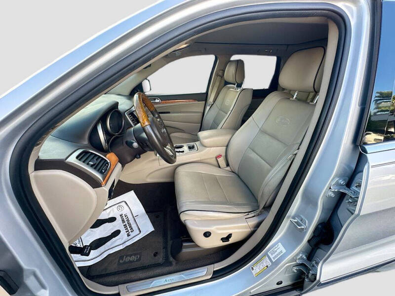 2011 Jeep Grand Cherokee Overland