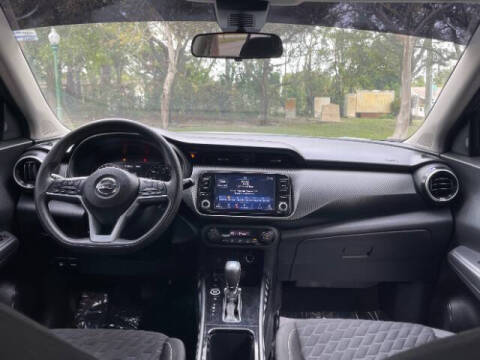 2021 Nissan Kicks SV