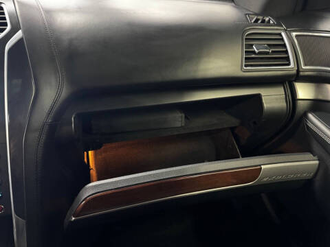2018 Ford Explorer Platinum