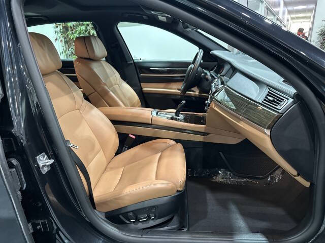 2012 BMW 7 Series