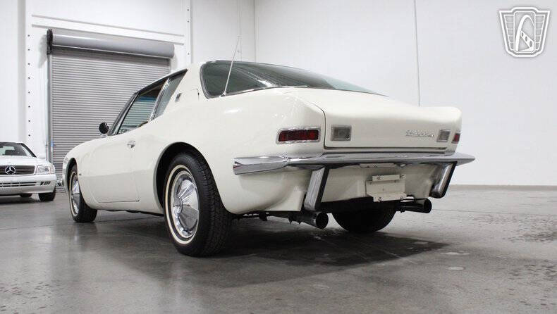 1964 Studebaker Avanti