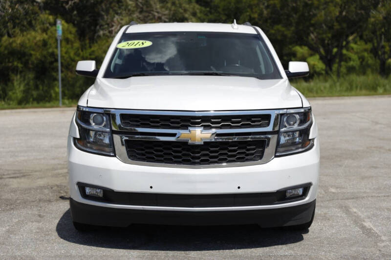 2018 Chevrolet Tahoe LT photo 2