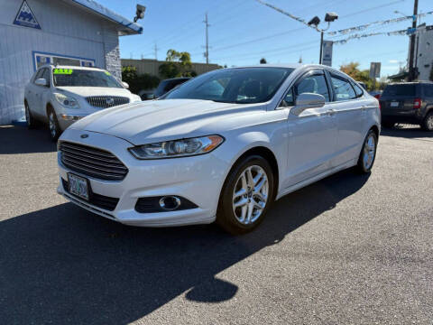 2013 Ford Fusion SE