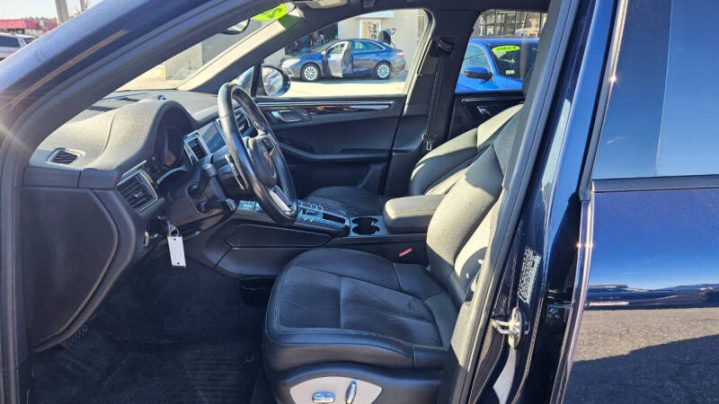 2018 Porsche Macan