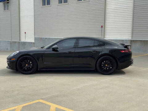 2020 Porsche Panamera 4