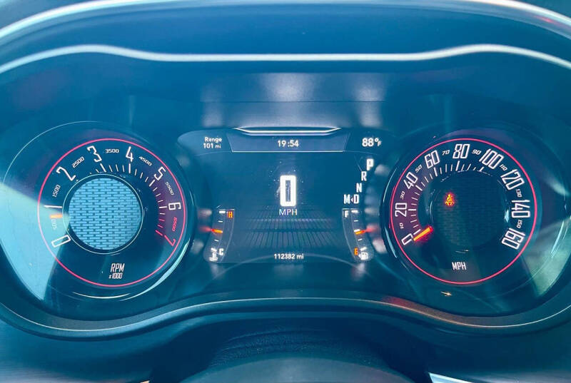 2018 Dodge Challenger SXT Plus