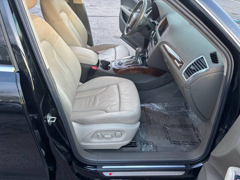 2011 Audi Q5 3.2 quattro Premium Plus